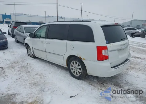 2015 Chrysler Town & Country Touring из США, поврежденный, VIN 2C4RC1BG4FR501860